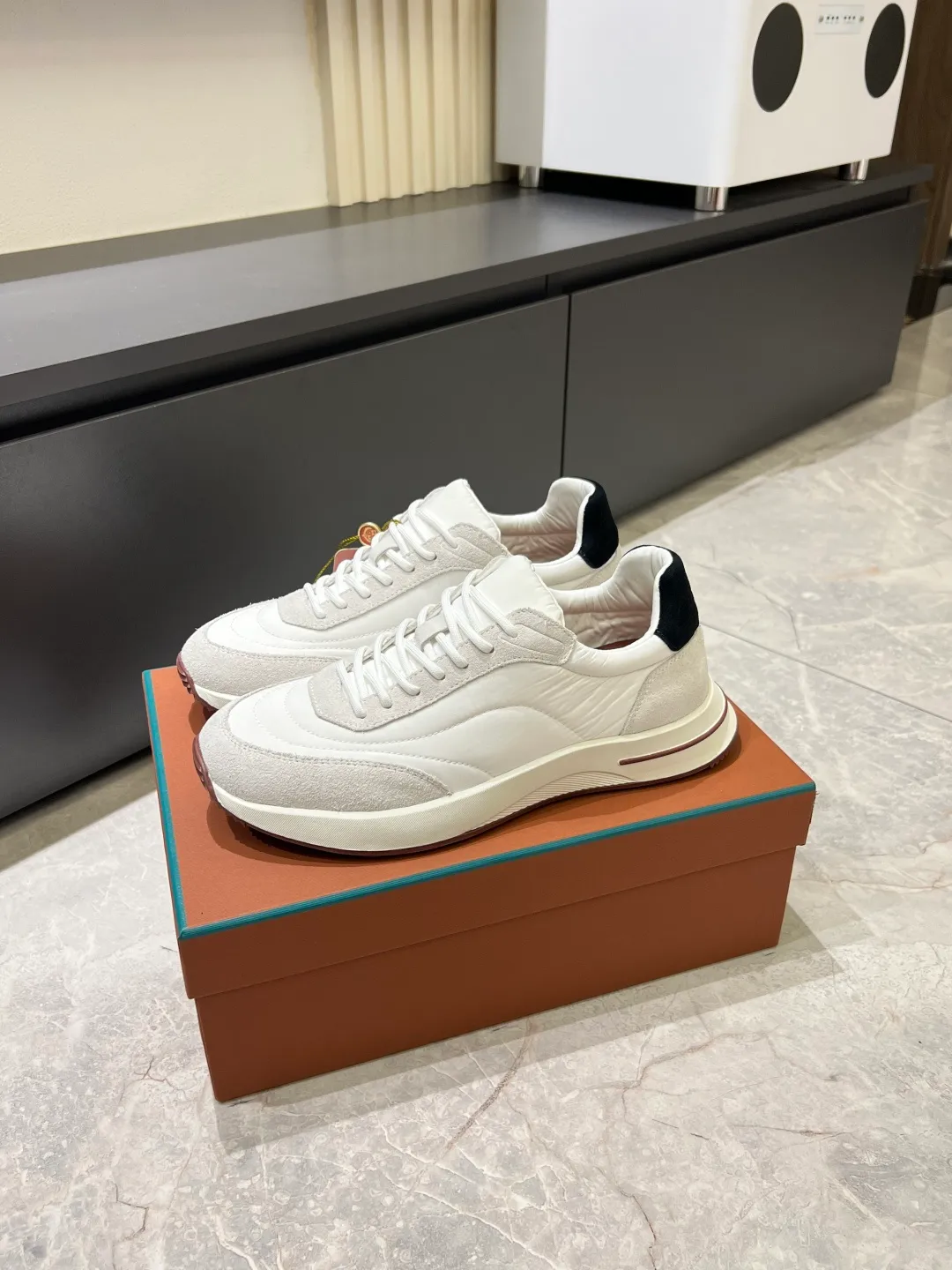 Men's men's shoes 💰p480 Loro men's shoes 💰piana niche classic jogging shoes, men's lace-up casual shoes and sneakers, high-quality lightweight and comfortable fabrics, suitable for outdoor leisure, the color scheme is young and energetic, and it looks great with sportswear or casual suits! Size: 38-44 (45 customized)